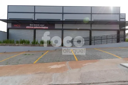 Ponto Comercial para alugar, 77m² no Vigilato Pereira, Uberlândia