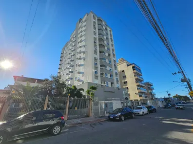 Apartamento com 2 Quartos para alugar, 61m² no Barreiros, São José
