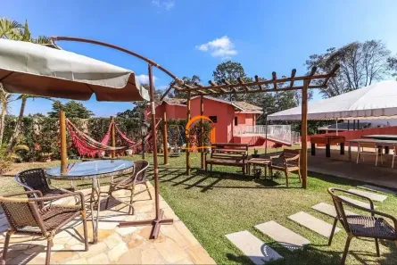 Casa com 6 Quartos à venda, 650m² no Jardim Estância Brasil, Atibaia
