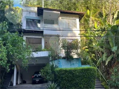 Casa de Condomínio com 4 Quartos à venda, 235m² no Badu, Niterói