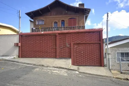 Casa com 3 Quartos à venda, 270m² no Vila Togni, Poços de Caldas