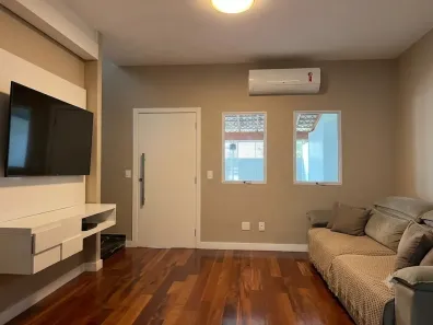 Casa com 4 Quartos à venda, 180m² no Jardim Ibitirama, São Paulo