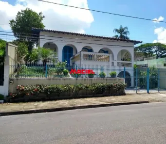 Sobrado com 3 Quartos à venda, 263m² no Jardim Esplanada, São José dos Campos