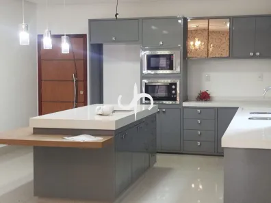 Casa com 5 Quartos à venda, 390m² no Jardim das Américas 1ª Etapa, Anápolis