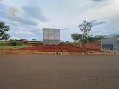 Lote/Terreno à venda, 402m² no Bom Jardim, Maringá