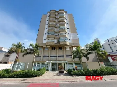 Apartamento com 2 Quartos para alugar, 79m² no Itacorubi, Florianópolis