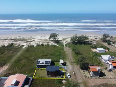 Casa com 2 Quartos à venda, 300m² no Sumaré, Balneário Gaivota