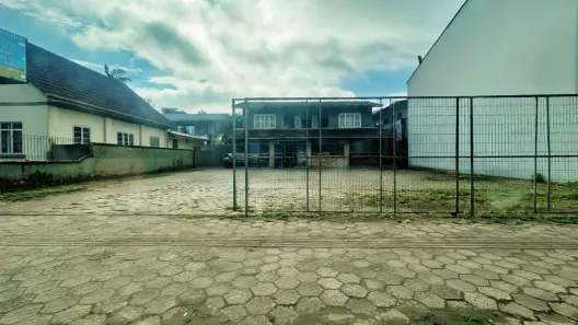 Lote/Terreno à venda, 765m² no Anita Garibaldi, Joinville