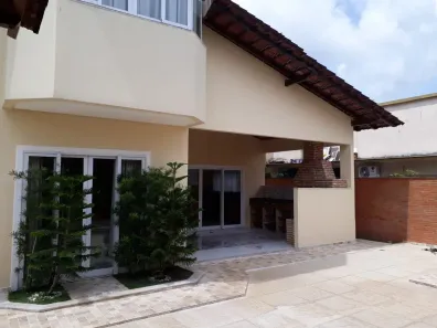 Casa de Condomínio com 5 Quartos para alugar, 210m² no Parque Verde, Belém