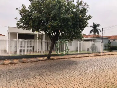 Casa com 3 Quartos à venda, 207m² no Centro, Araraquara