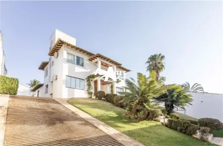 Casa com 4 Quartos à venda, 366m² no Morada da Colina, Uberlândia