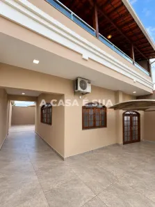 Casa com 2 Quartos para alugar, 85m² no Sapucaias III, Contagem