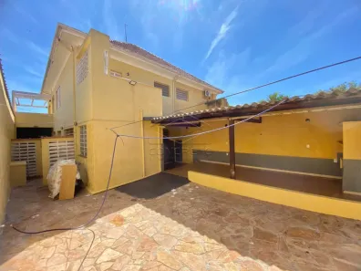 Imóvel Comercial com 4 Quartos para alugar, 480m² no Centro, Jaú
