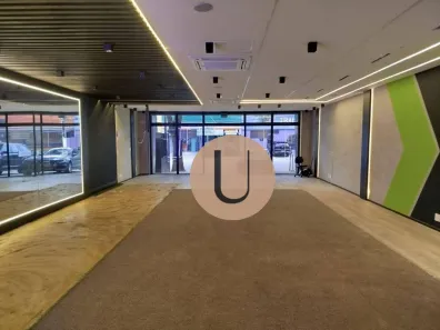 Prédio Comercial para alugar, 368m² no Indianópolis, São Paulo