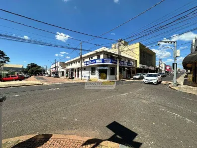 Prédio Comercial à venda, 444m² no Centro, Uberaba
