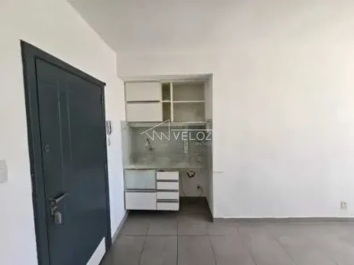 Kitnet à venda, 24m² no Laranjeiras, Rio de Janeiro
