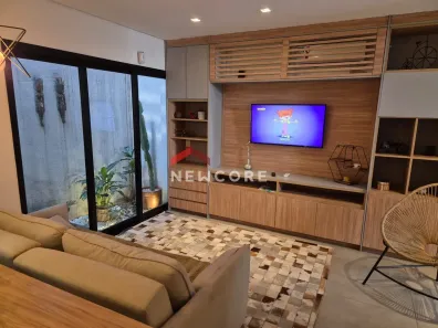 Sobrado com 4 Quartos à venda, 550m² no Parque São Jorge, São Paulo