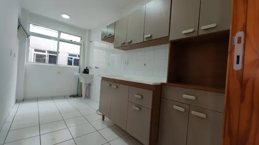 Apartamento com 3 Quartos para alugar, 70m² no Sítio Cercado, Curitiba