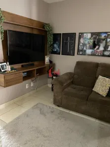 Casa com 2 Quartos à venda, 131m² no Parque Residencial Jardins, Presidente Prudente