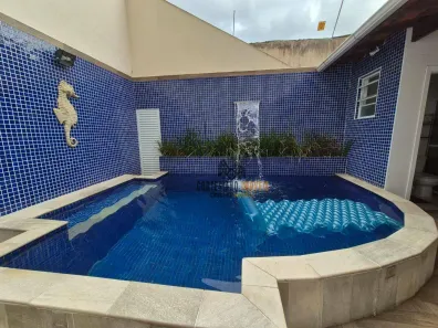 Casa com 3 Quartos à venda, 160m² no Campo Grande, Santos