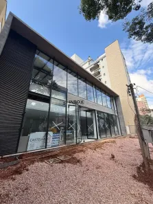 Ponto Comercial para venda ou aluguel, 398m² no Auxiliadora, Porto Alegre
