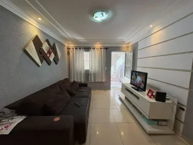 Casa com 3 Quartos à venda, 220m² no Vila Buenos Aires, São Paulo