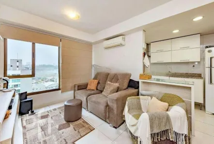 Apartamento com 2 Quartos à venda, 65m² no Passo da Areia, Porto Alegre