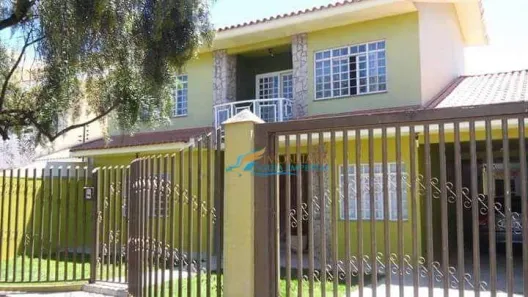 Sobrado com 3 Quartos à venda, 220m² no Neva, Cascavel