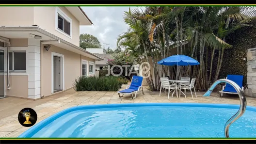 Casa de Condomínio com 5 Quartos à venda, 242m² no Campo Comprido, Curitiba