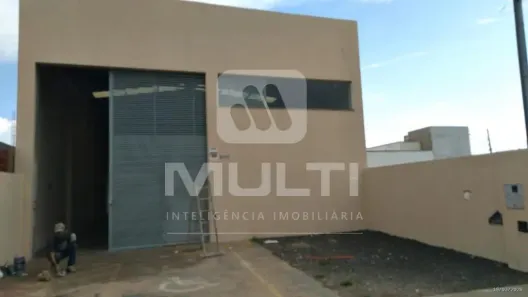 Galpão/Depósito/Armazém com 1 Quarto para alugar, 200m² no Alto Umuarama, Uberlândia