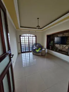 Casa com 3 Quartos à venda, 484m² no Vila Camargo, Bauru