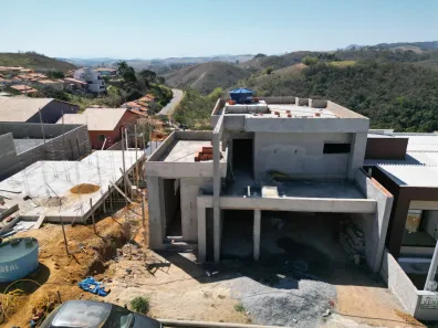 Casa com 3 Quartos à venda, 241m² no Recanto Dos Eucaliptos, Paty do Alferes