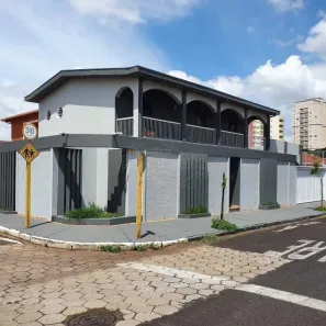 Sobrado com 3 Quartos para alugar, 267m² no Jardim Primavera, Araraquara