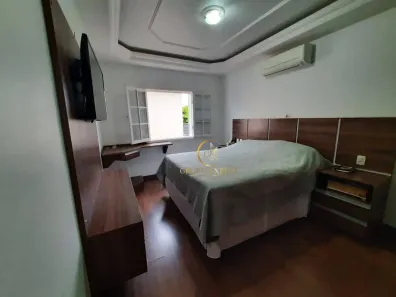 Casa de Condomínio com 4 Quartos à venda, 180m² no Urbanova I, São José dos Campos