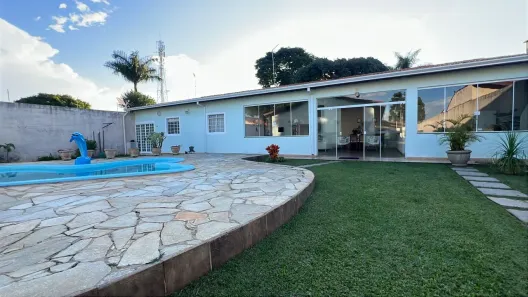 Fazenda/Sítio com 5 Quartos à venda, 450m² no Jd Santa Cruz, Araçoiaba da Serra