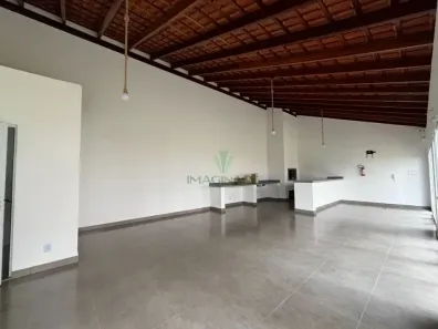 Apartamento com 2 Quartos para alugar, 60m² no Santa Cruz, Cascavel