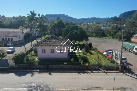 Casa com 3 Quartos à venda, 2019m² no Centro, Laurentino