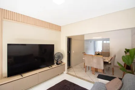 Casa com 3 Quartos à venda, 211m² no Bom Jesus, Contagem