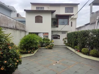Sobrado com 4 Quartos à venda, 382m² no Santa Maria, Santo André