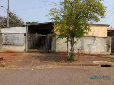 Casa com 3 Quartos à venda, 151m² no Parque Residencial Joaquim Toledo Piza, Londrina