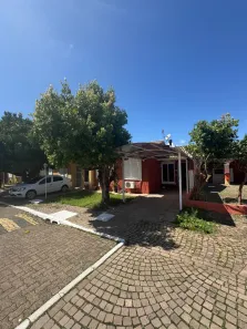 Casa de Condomínio com 3 Quartos à venda, 97640m² no Rio Branco, Canoas