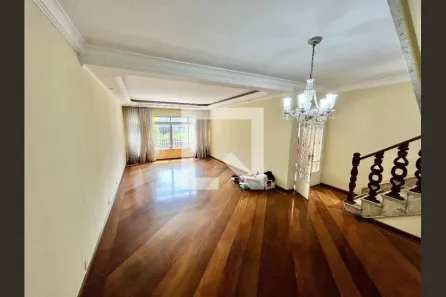 Casa com 4 Quartos à venda, 200m² no Jardim do Colégio (Zona Norte), São Paulo