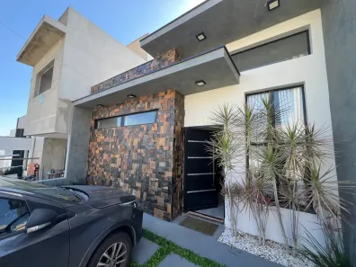 Casa de Condomínio com 3 Quartos à venda, 96m² no Horto Florestal, Sorocaba