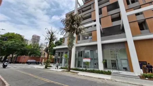 Ponto Comercial para alugar, 70m² no Indianópolis, São Paulo