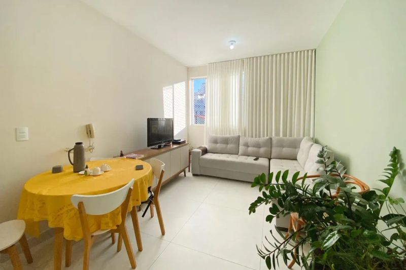 Apartamento com 2 quartos — Coração de Jesus, Belo Horizonte