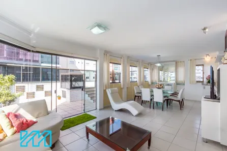 Cobertura com 3 Quartos à venda, 400m² no Meia Praia, Itapema