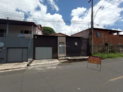 Casa com 2 Quartos para alugar, 150m² no Cidade Nova, Teresina