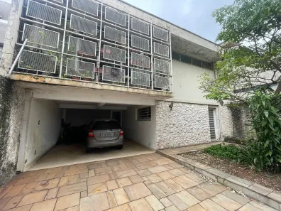 Sobrado com 4 Quartos à venda, 253m² no Jardim Leonor, Campinas