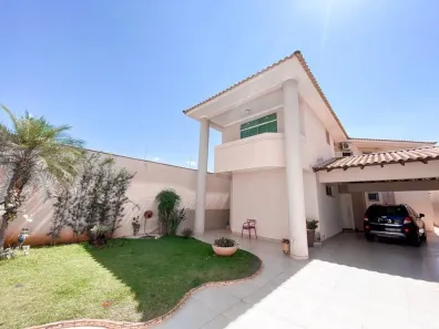 Sobrado com 5 Quartos à venda, 340m² no Tibery, Uberlândia