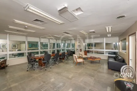 Sala Comercial à venda, 166m² no Chácara das Pedras, Porto Alegre